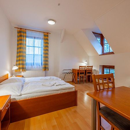 Mlyn Mitrovice Hotel Pribram Ngoại thất bức ảnh